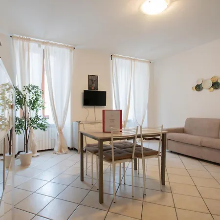Residenza Corso Garibaldi - F&l * ブレシア